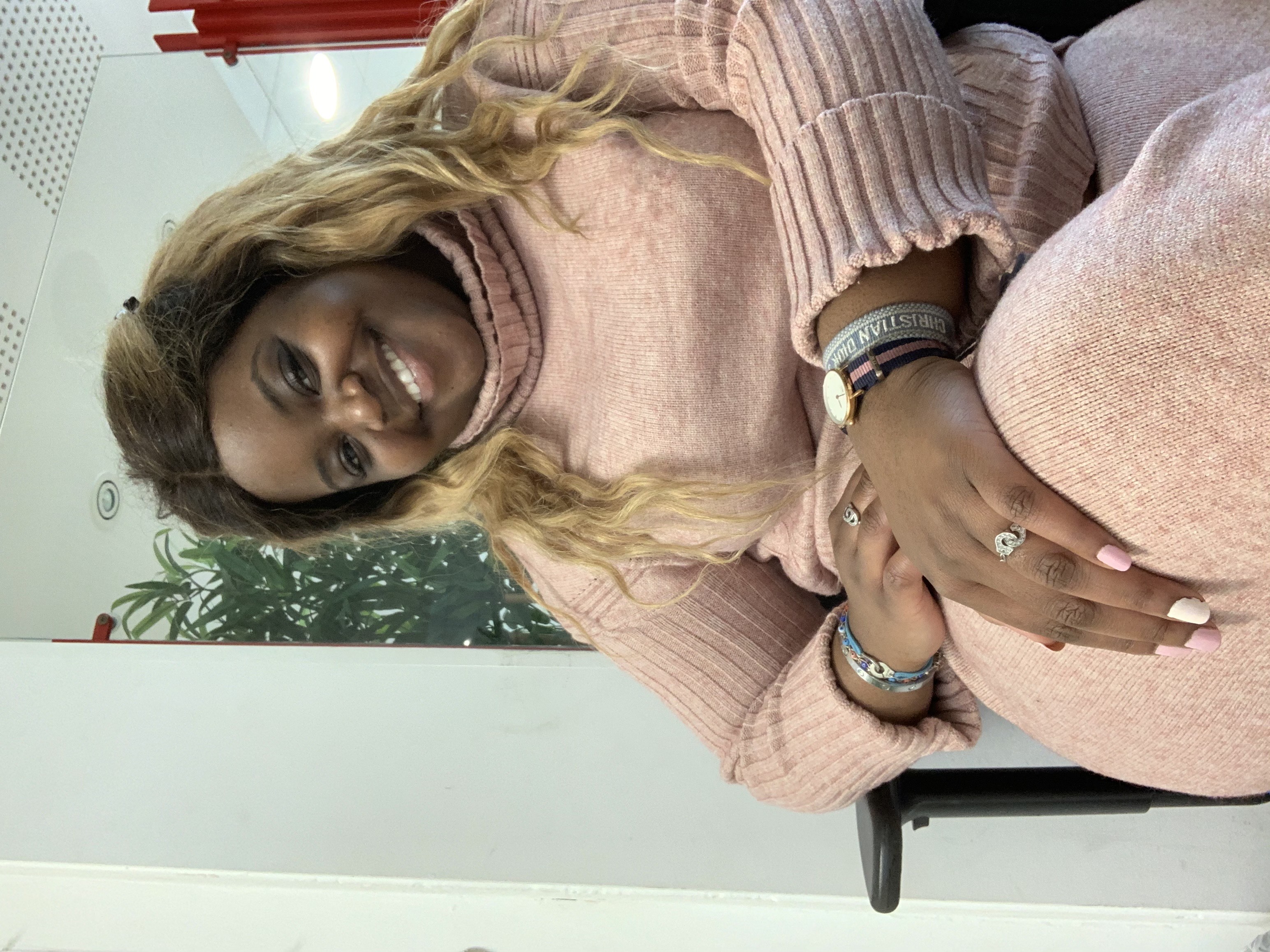 Carolane BAYAMA-ZOLA